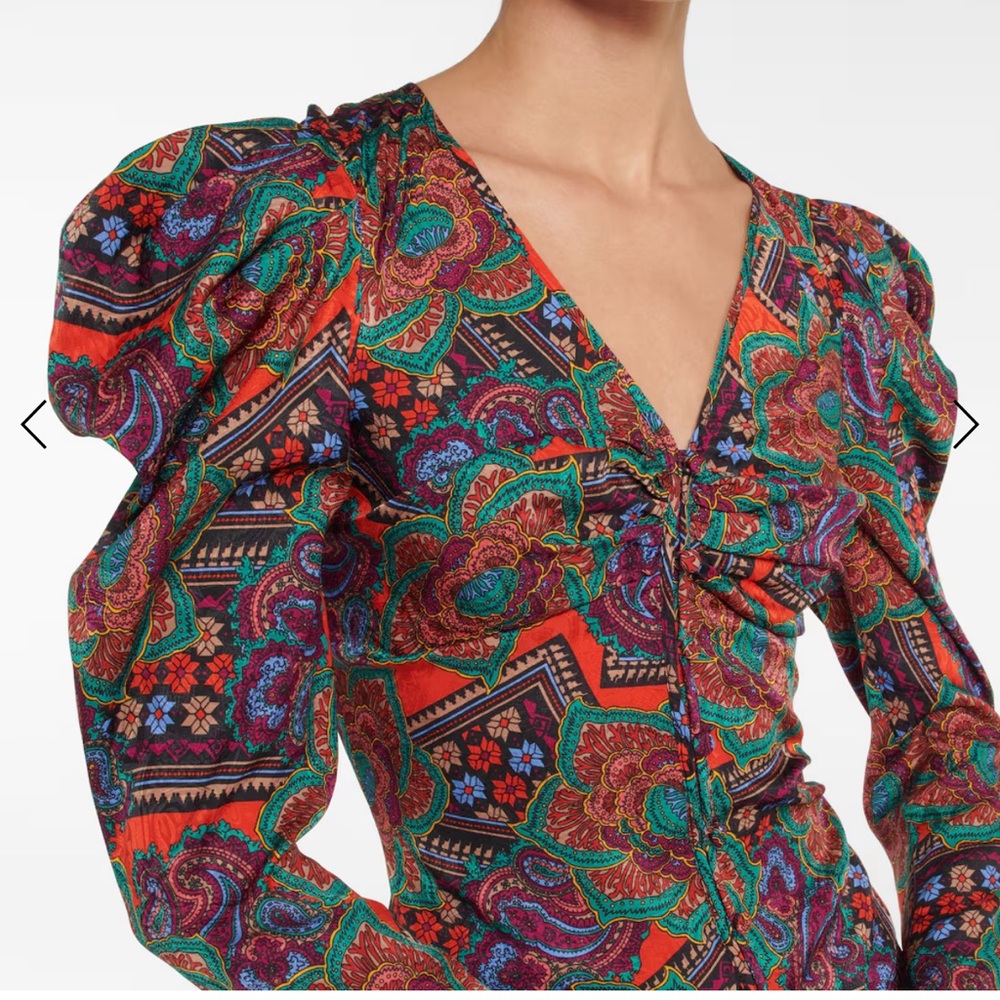 Brand new top from Veronica bread
